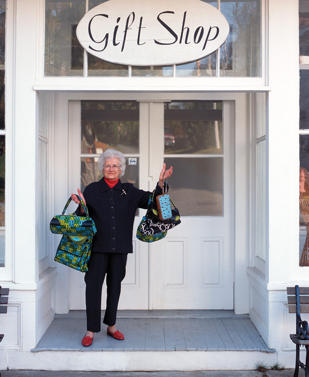 june_giftshop_4c
