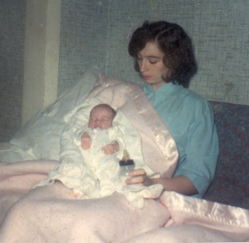 mom[28]